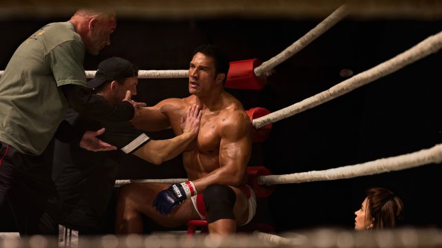 THE SMASHING MACHINE starring Dwayne Johnson and Academy Award nominee Emily Blunt. 10/2